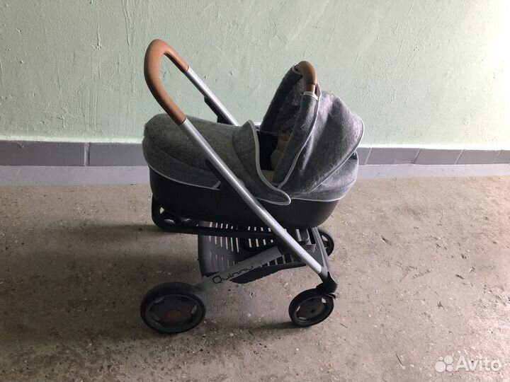 Коляска для кукол