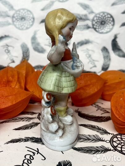 Девочка фарфор германия графенталь статуэтка