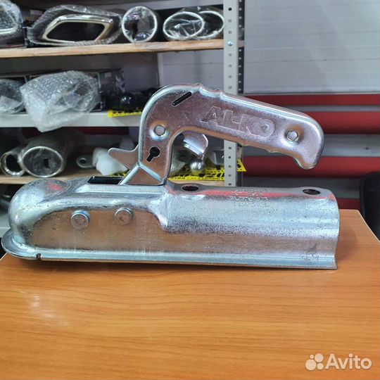 Головка сцепная прицепа