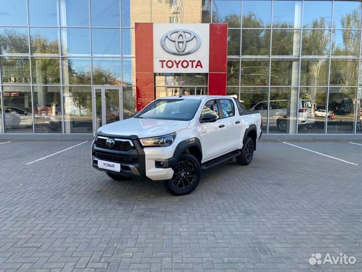 Toyota Hilux 2.8 AT, 2022