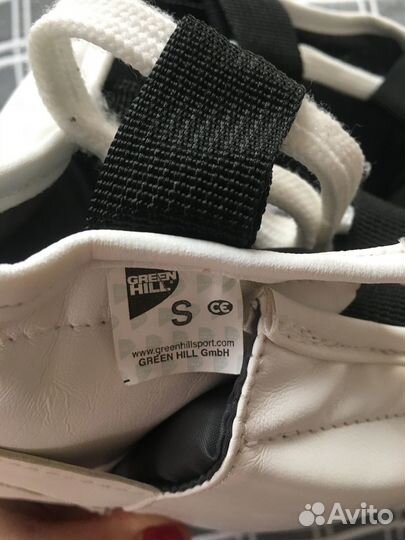 Защитный шлем размер S