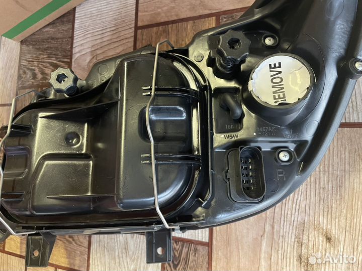 Фары Mercedes Sprinter W909