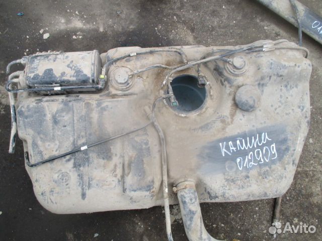 Топливный бак калина 1118. Бак на калину 1. Какой бак у калины. Бак калина 1. Бензобак 1118 бак топливный.