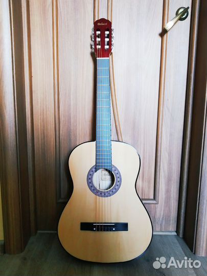 Новая гитара для начинающих (размер 39 дюймов)
