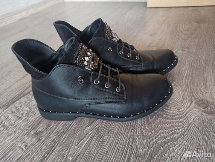 Ботинки женские осенние