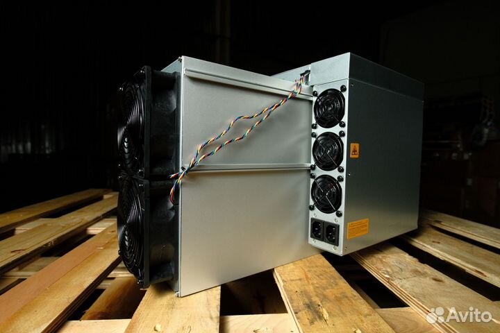 Майнер Antminer E9 Pro 3680M в наличии