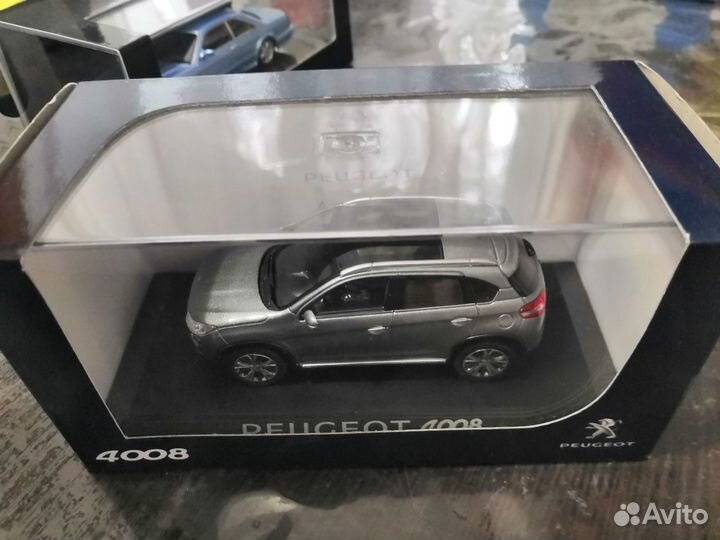 Модель Citroen C4 AirCross Norev 1:43