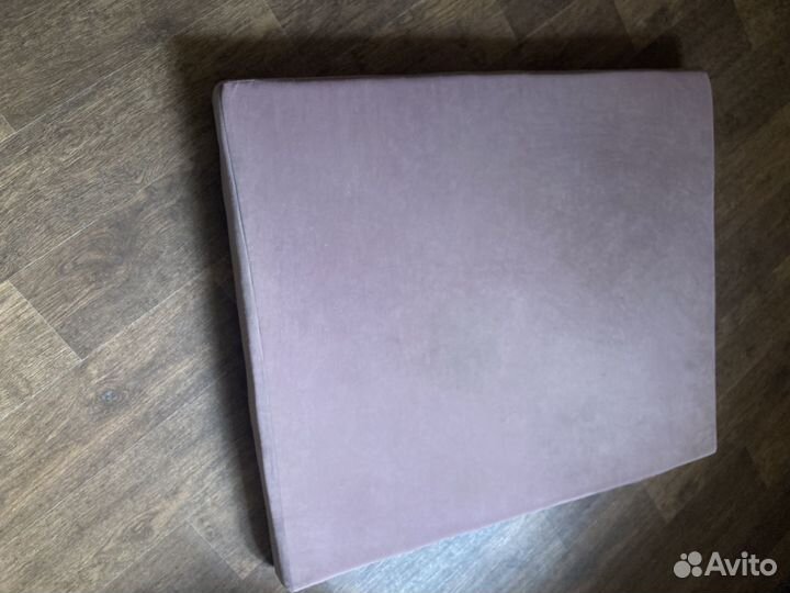 Лежанки для крупных собак