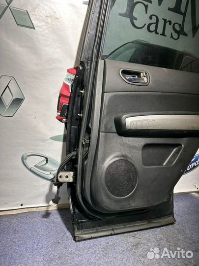 Дверь боковая задняя правая Nissan Xtrail 2011