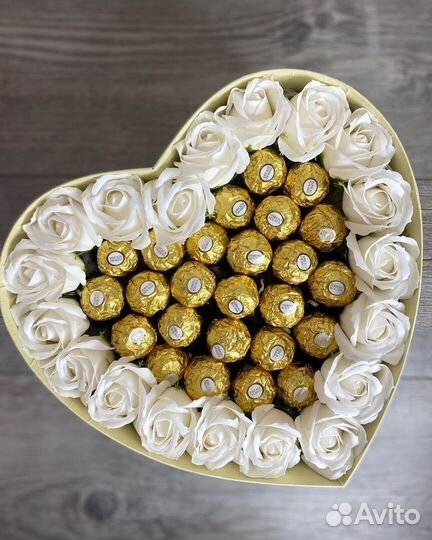 Набор розы и конфеты