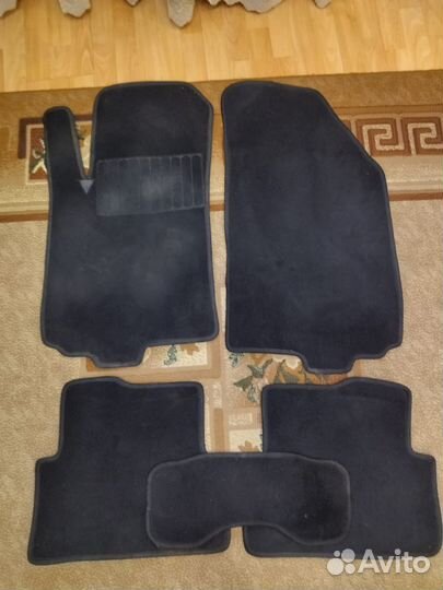 Автомобильные коврики ворсовые