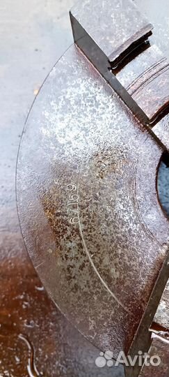 Токарный патрон 3 х кулачковый 250мм