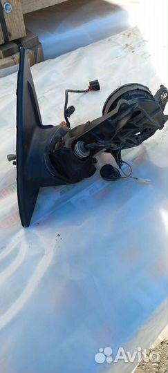 Зеркало Audi Q7