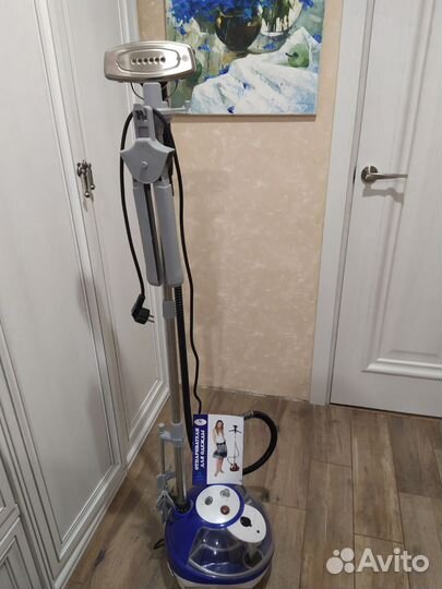 Отпариватель для одежды вертикальный