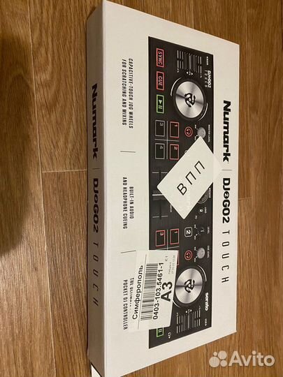 Numark dj2go2 DJ контроллер