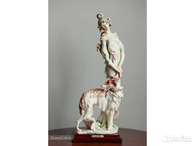 Giuseppe Armani Богиня с борзой Florence статуэтка