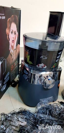 Новая кухонная машина Redmond