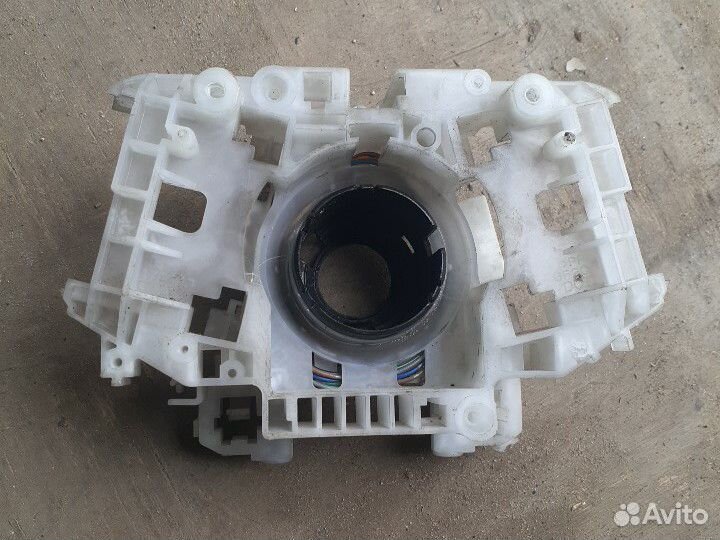 Крепление подрулевое Митсубиси Аутлендер XL