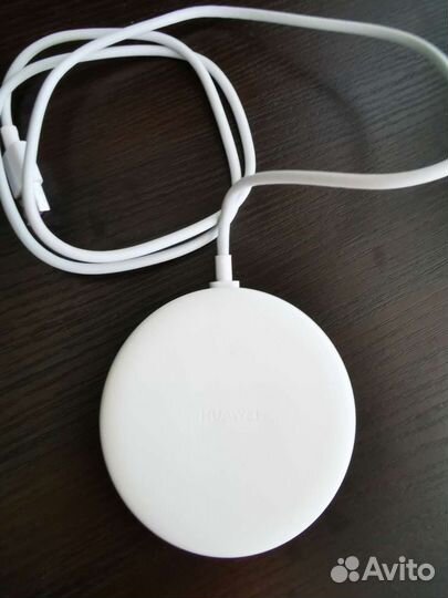 Беспроводная зарядка Huawei