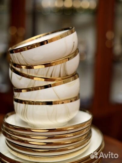 Столовый сервиз,32 предмета