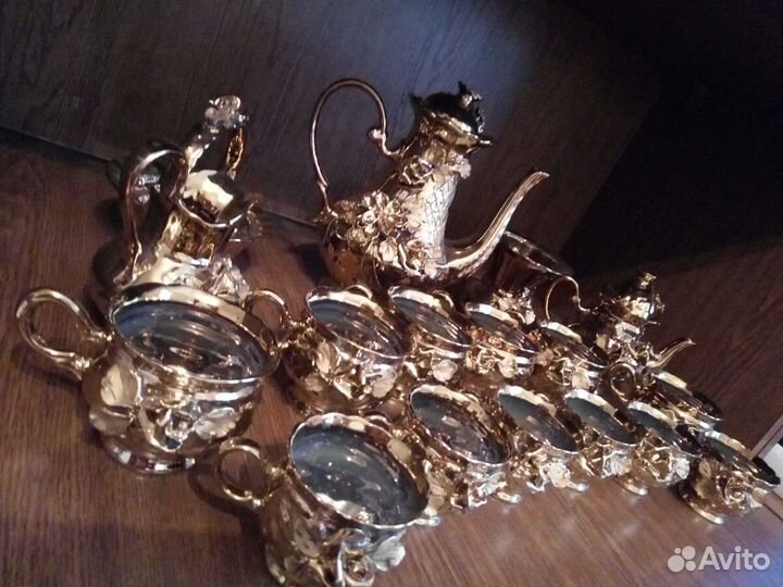 Чайно-кофейный сервиз 