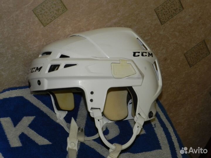 Шлем хоккейный для взрослого ссм.Цены в описании