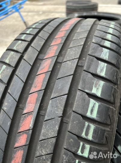 Bridgestone Turanza T005 225/45 R17