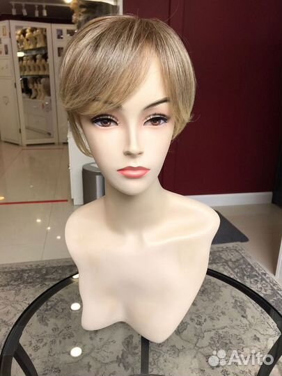 Накладка из искусственных волос