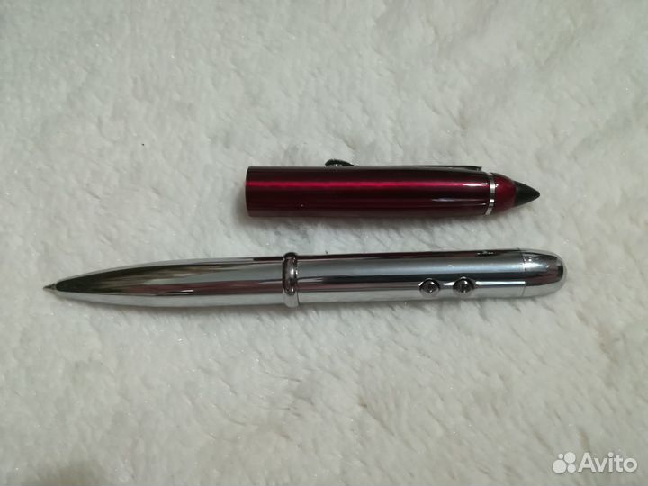 Многофункциональная ручка 4 в 1 Holcim