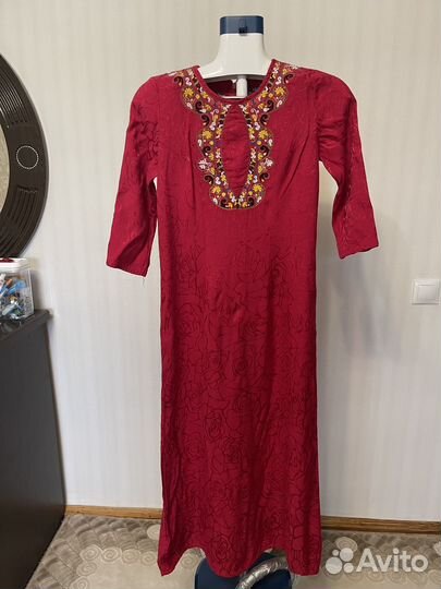 Туркменские национальные платья