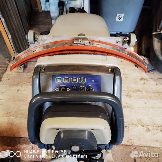 Поломоечная машина Nilfisk BA 531D