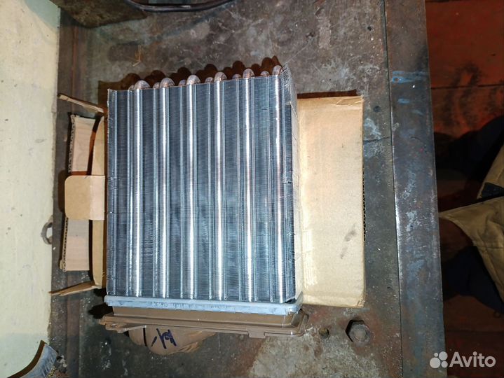 Радиатор отопителя logan