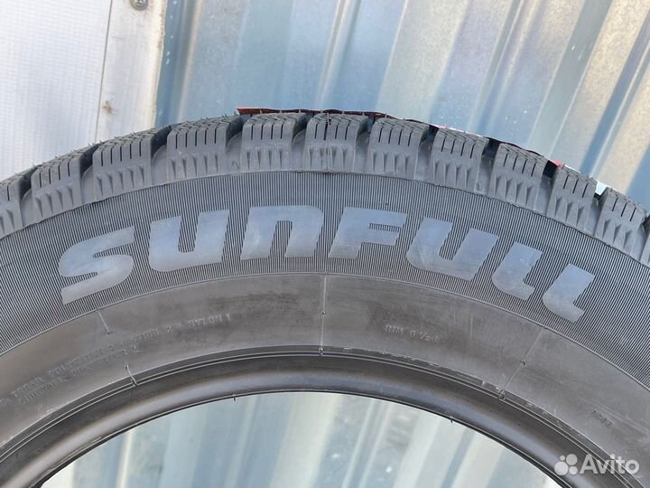 Sunfull SF988 215/65 R16 98H