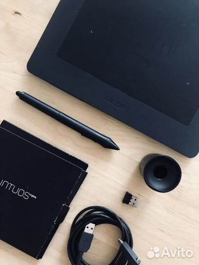 Графический планшет wacom intuos pro