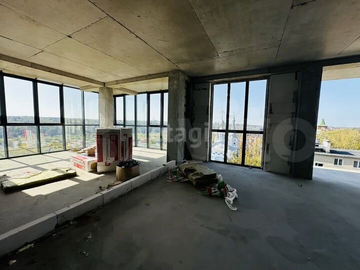 2-к. квартира, 133,1 м², 8/8 эт.