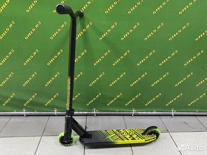 Трюковой самокат Tech Team Duker 202