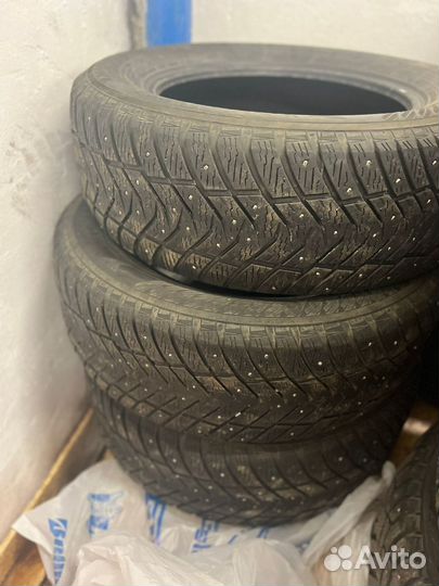 Yokohama Ice Guard IG65 265/60 R18
