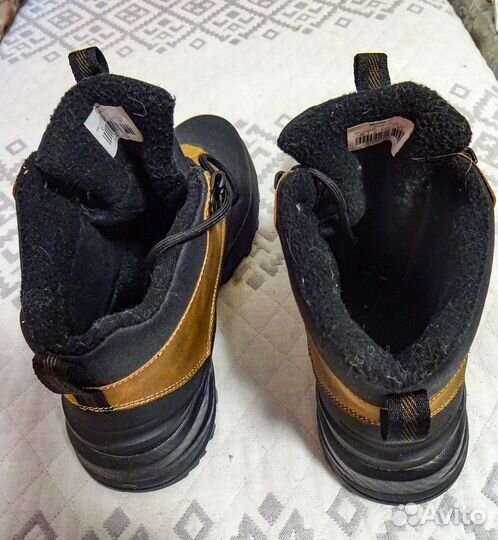 Тёплые походные ботинки