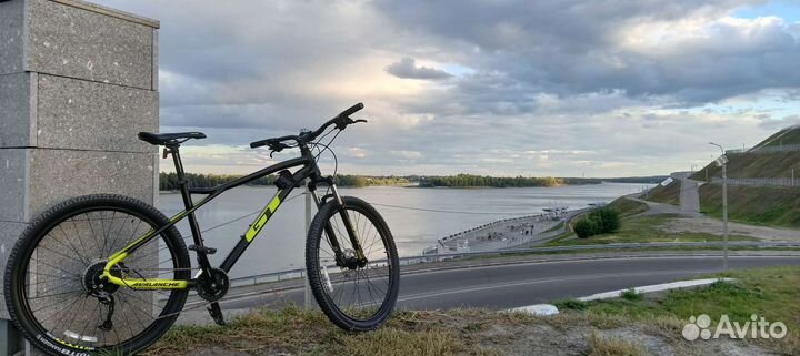 Gt avalanche sport 27.5