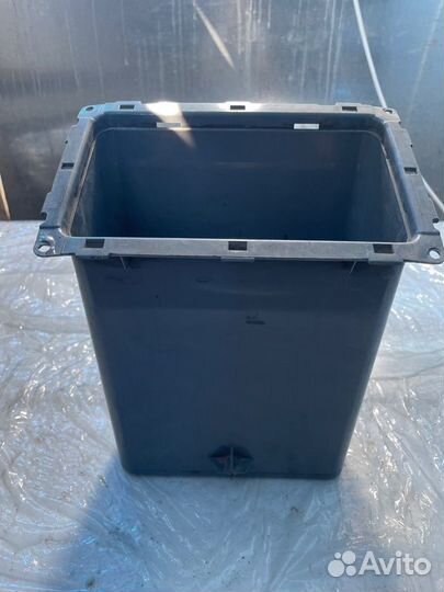 Бардачок Mercedes-Benz