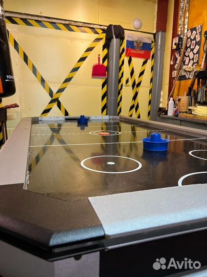 Стол игровой