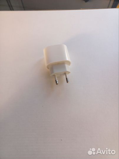 Продам блок питания и кабель оригинал для Айфона