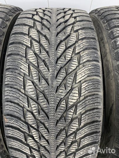 Nokian Tyres Hakkapeliitta CR3 285/45 R22 114T