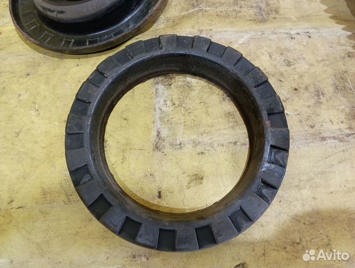 Отбойник переднего амортизатора Suzuki Grand