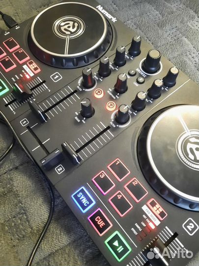 Dj контролер Numark Party Mix 2