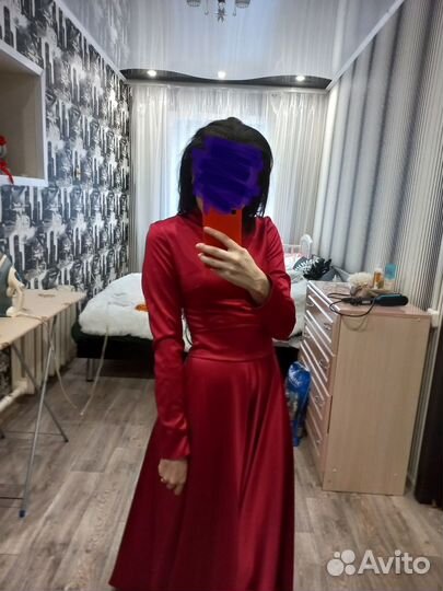 Платье вечернее