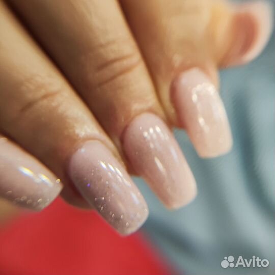 Маникюр и педикюр