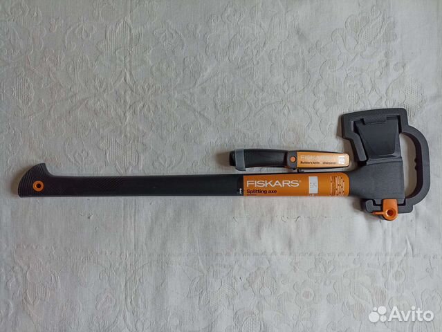 Топор колун А19 Fiskars + нож с точилкой Фискарс