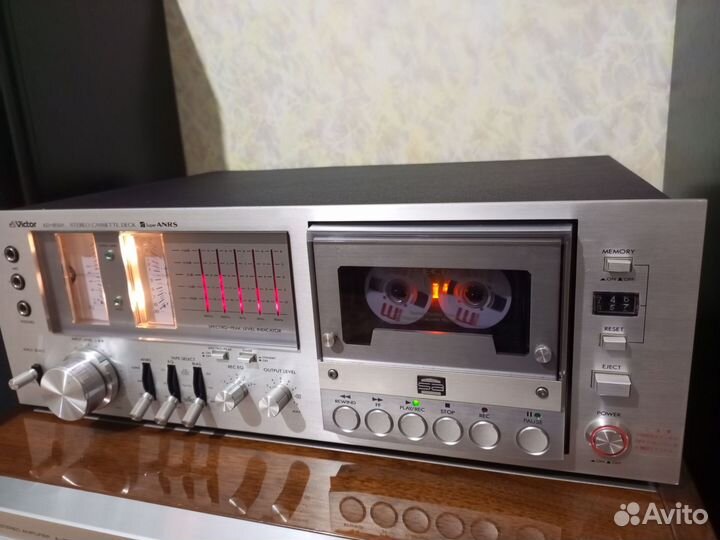 Кассетная дека victor