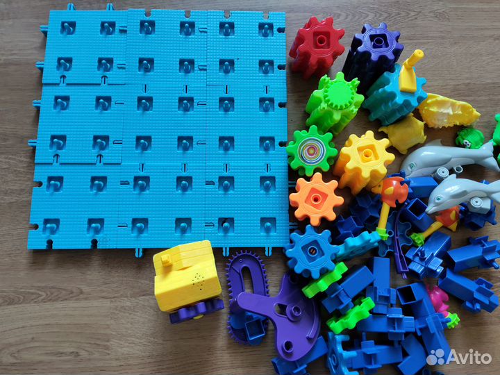 Игрушки и книжки пакетом